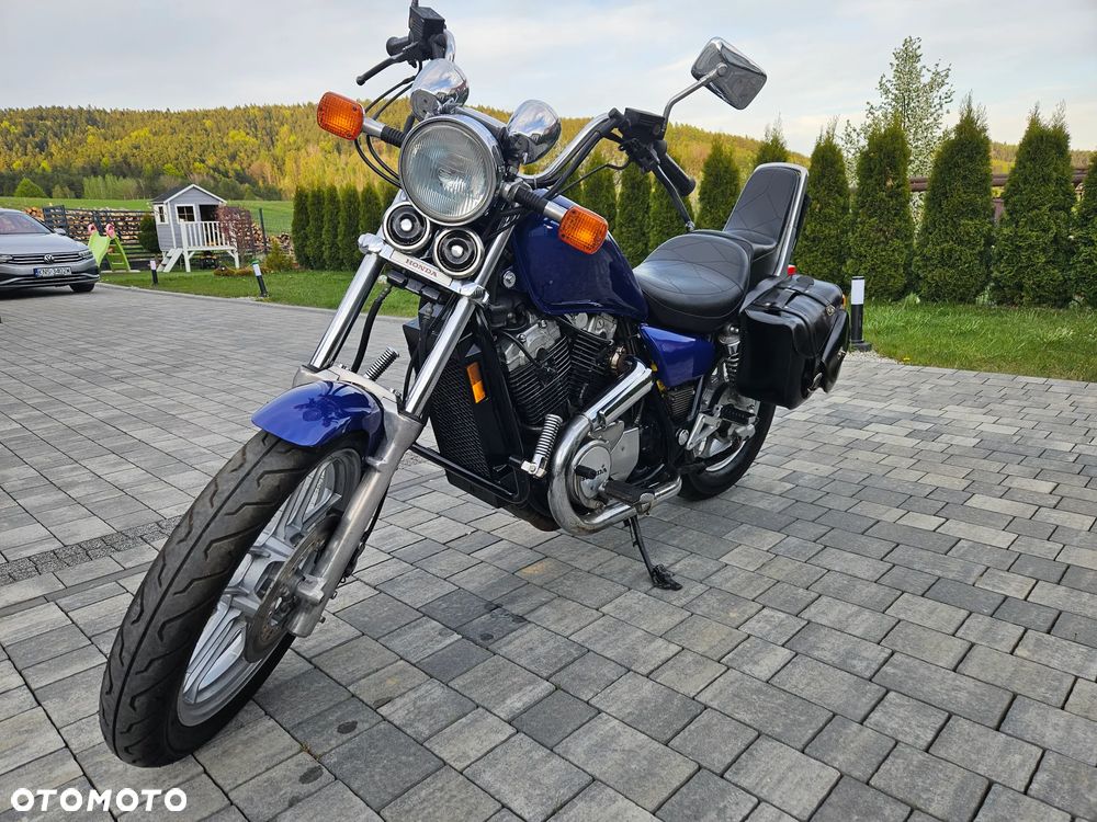 Honda VT - 13