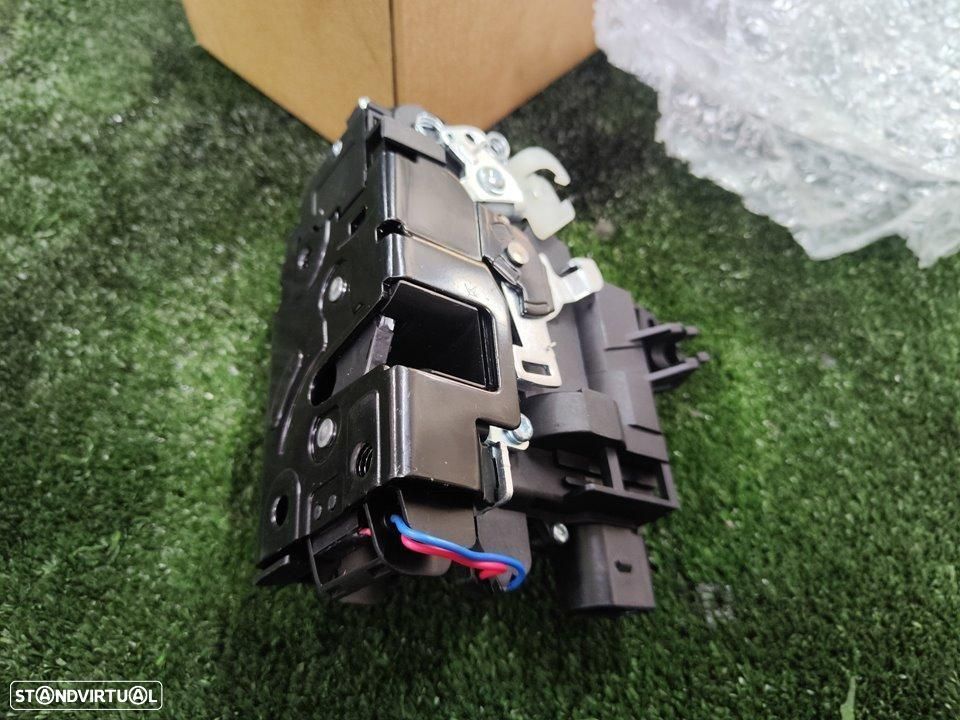 FECHADURA PORTA FRENTE ESQUERDA VOLKSWAGEN GOLF IV BERLINA 1J110.1997 - 1