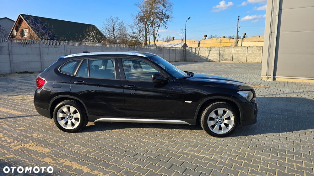 BMW X1 sDrive18i xLine - 24