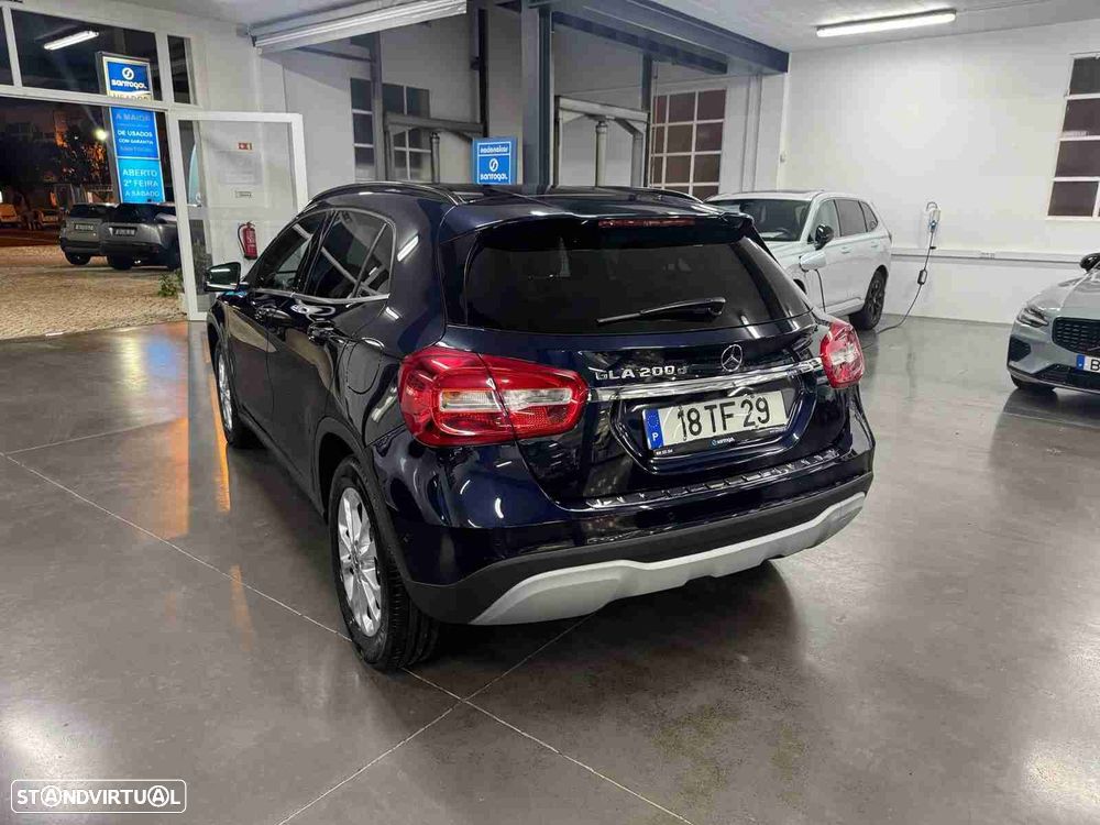 Mercedes-Benz GLA 200 CDi Urban Aut. - 4