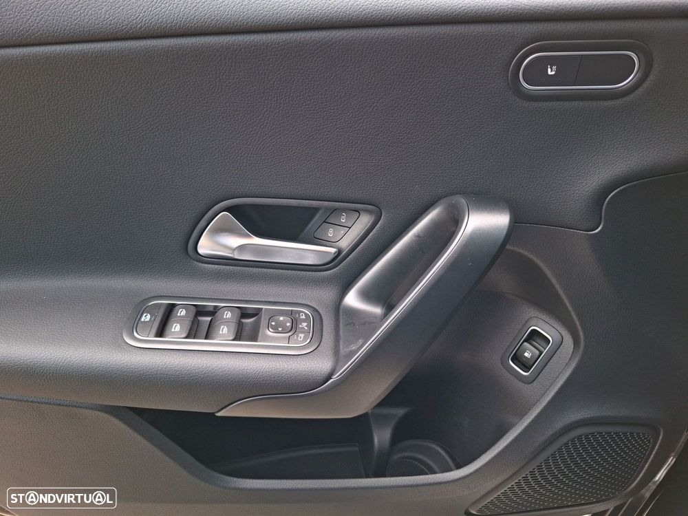 Mercedes-Benz A 250 Limousine e - 18