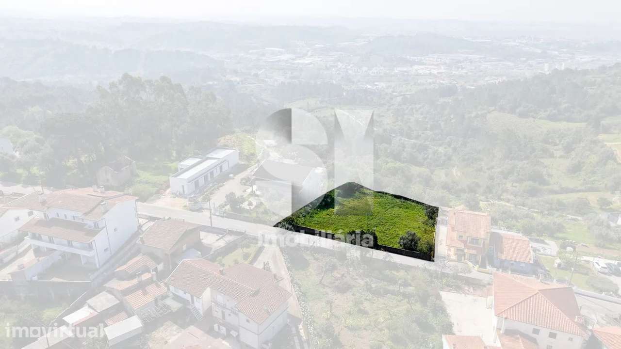 Terreno para construção de 2 moradias - Grande imagem: 5/9