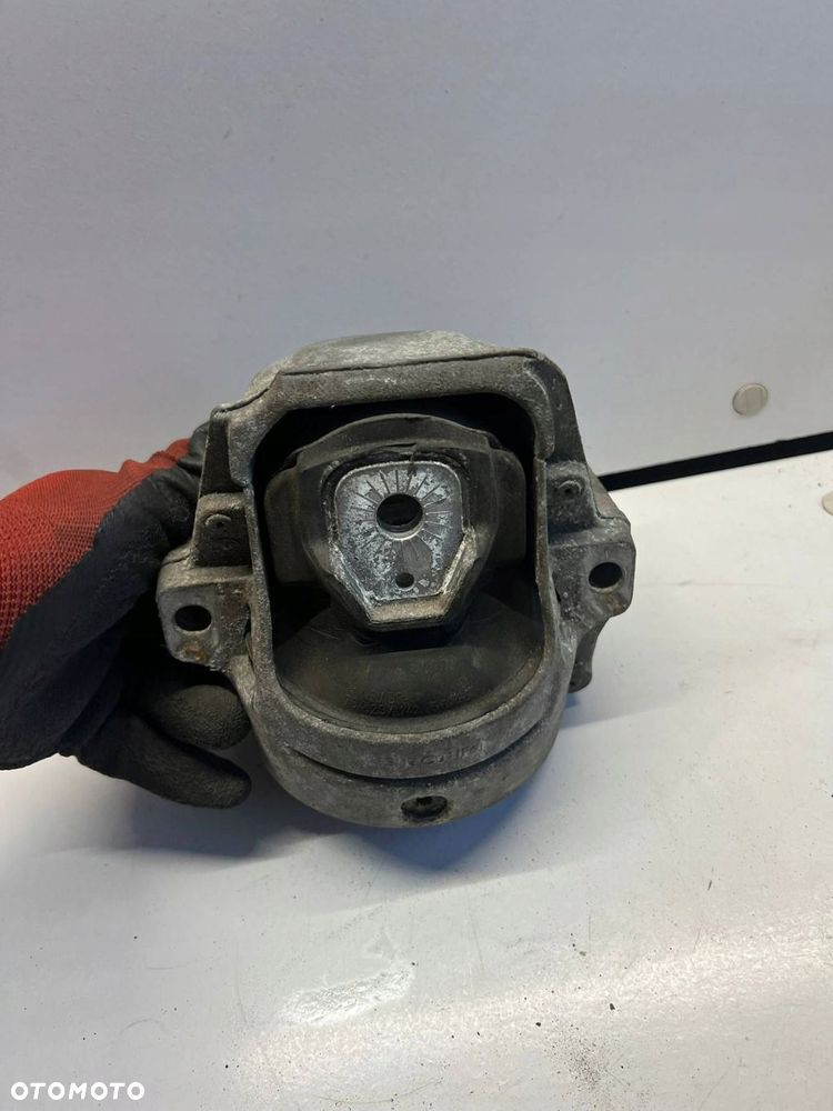 8R0 199 381 Wspornik / Mocowanie silnika 2.0 TDI LIFT Audi A4 S4 B8 8K 2013 - 3
