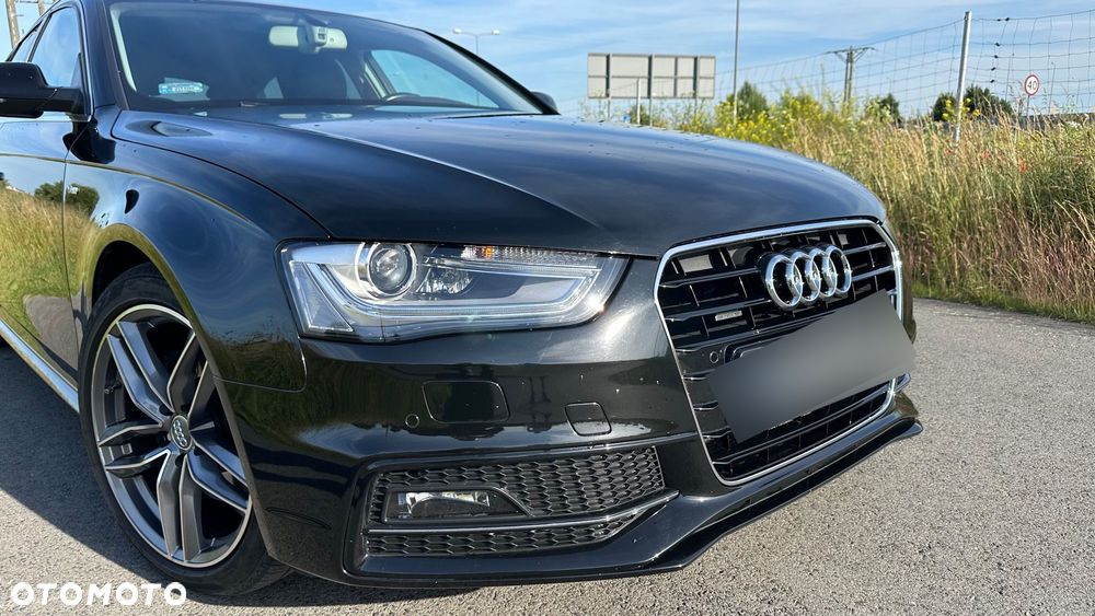 Audi A4 Avant 2.0 TDI DPF clean diesel quattro S tronic S line Sportpaket - 8