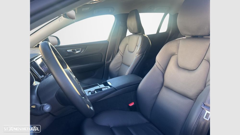 Volvo V60 2.0 T6 AWD TE Plus Bright - 10