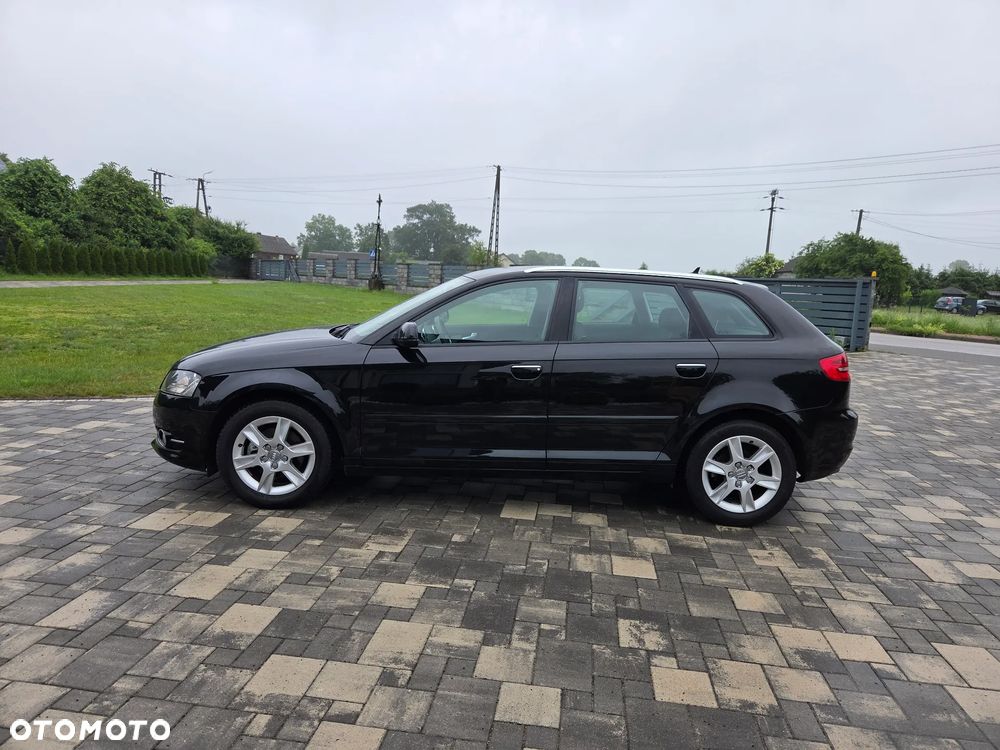 Audi A3 Sportback 1.4 TFSI Attraction - 11