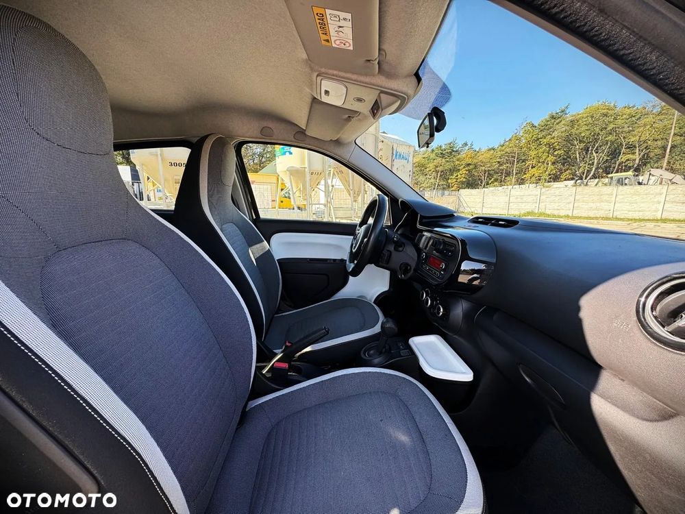 Renault Twingo SCe 70 EDC LIMITED 2018 - 10