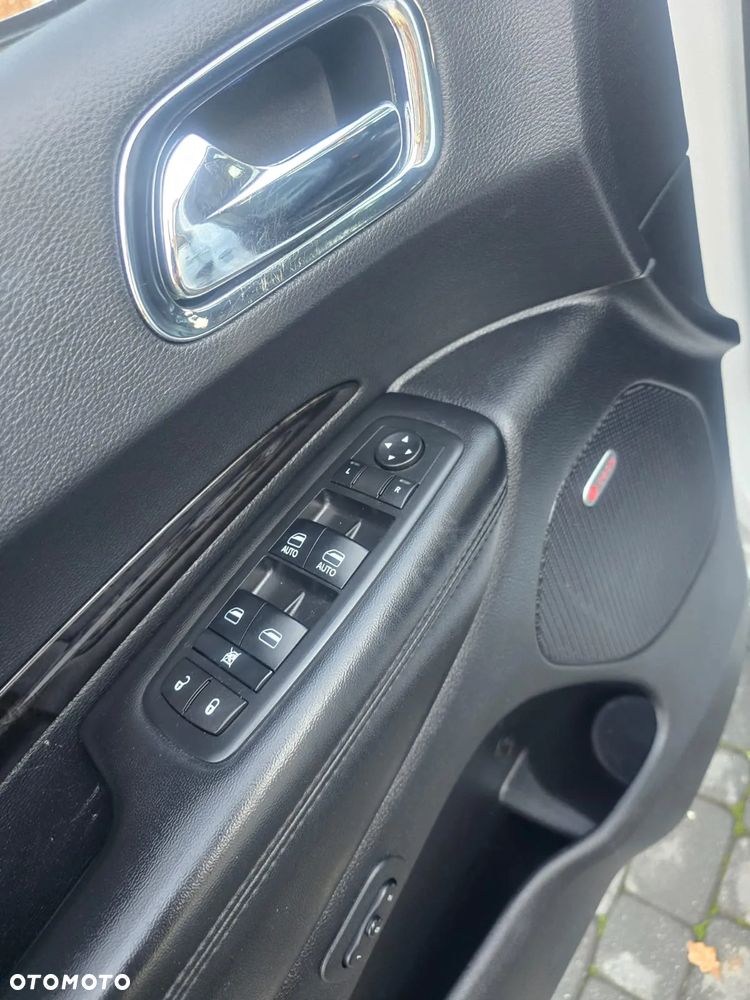 Dodge Durango 3,6 Limited - 13