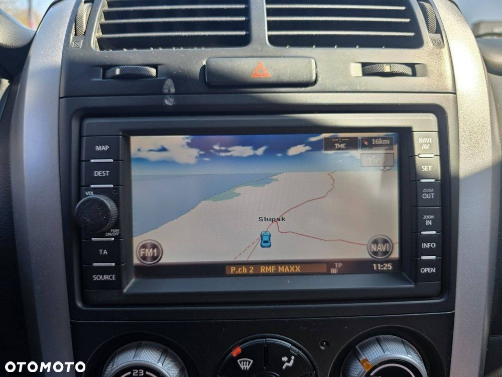 Suzuki Grand Vitara 1.9 DDiS Comfort + DPF Family - 17