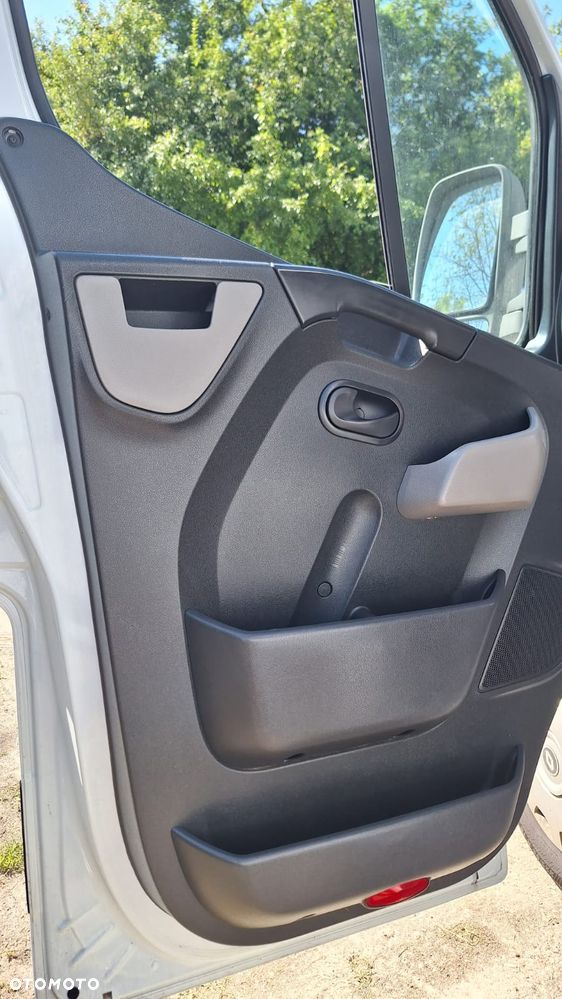 Renault Master - 10