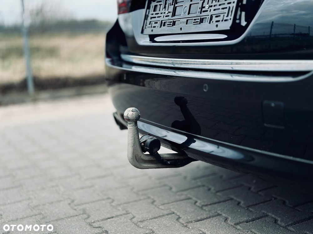 BMW Seria 5 520d Luxury Line - 9