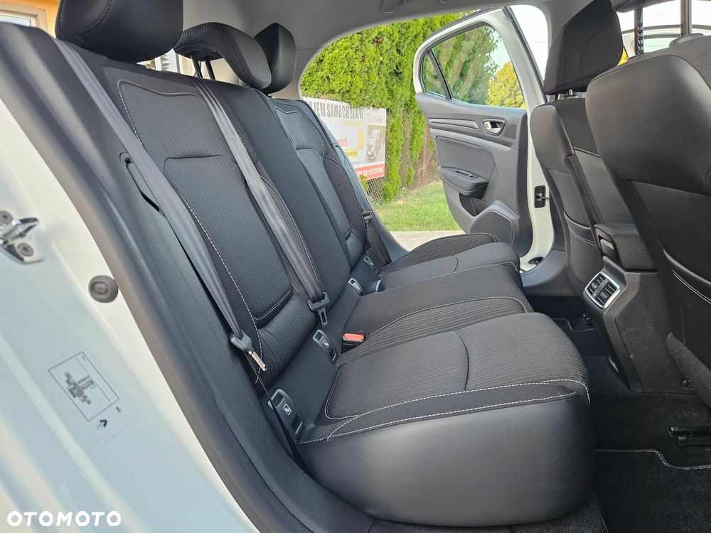 Renault Megane ENERGY TCe 130 EXPERIENCE - 21