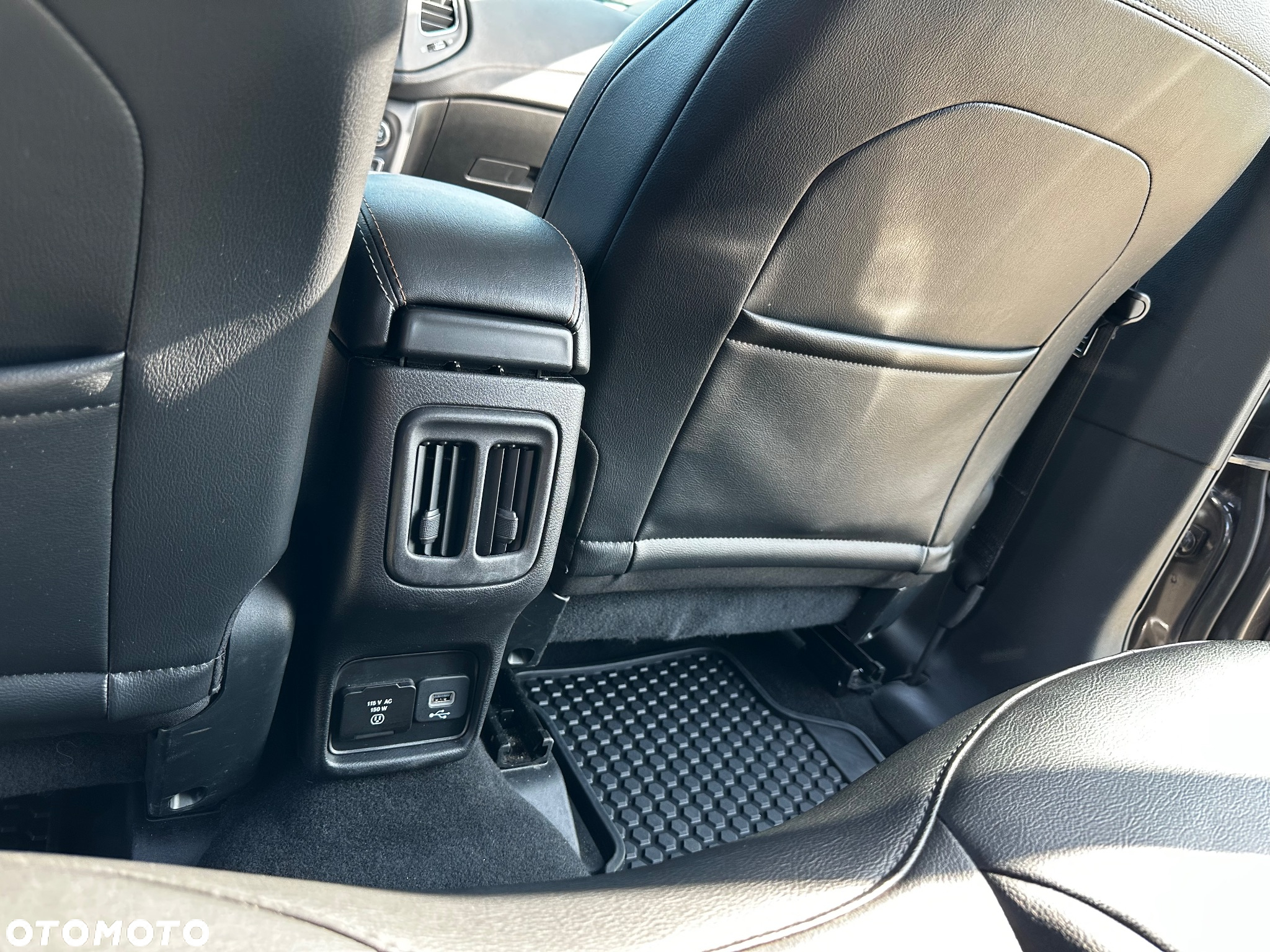 Jeep Compass - 35