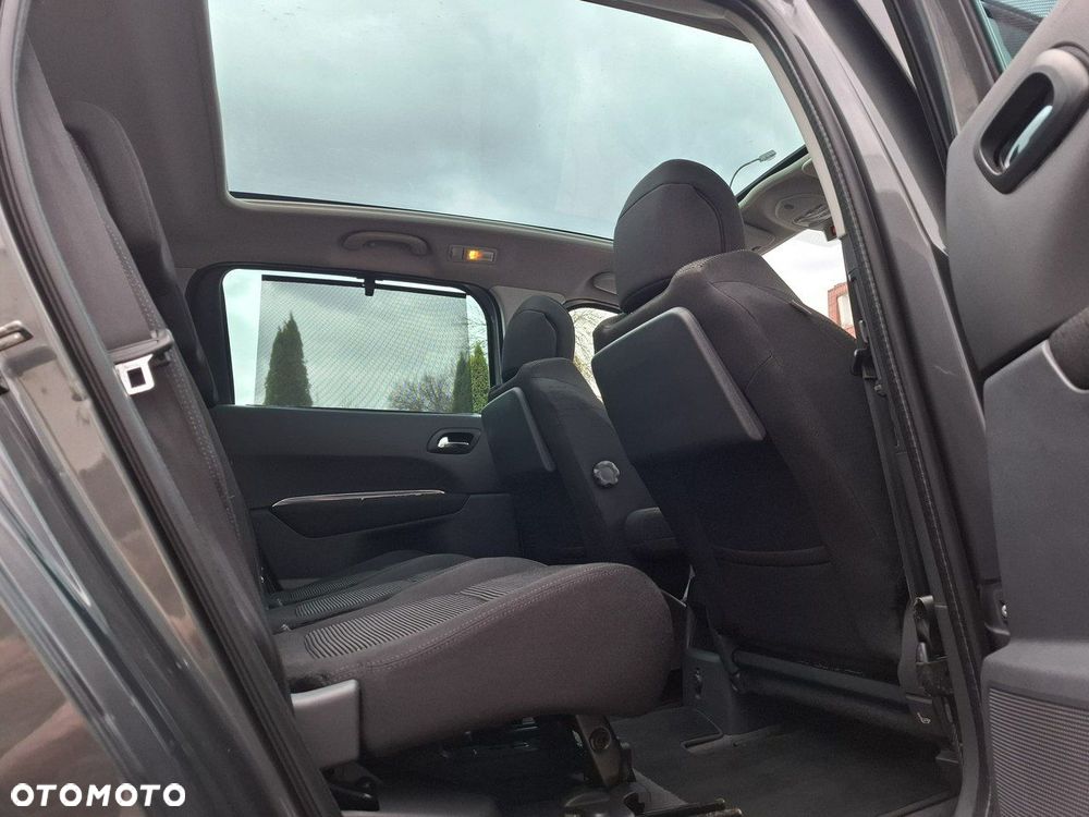 Peugeot 5008 2.0 HDi Business Line - 28