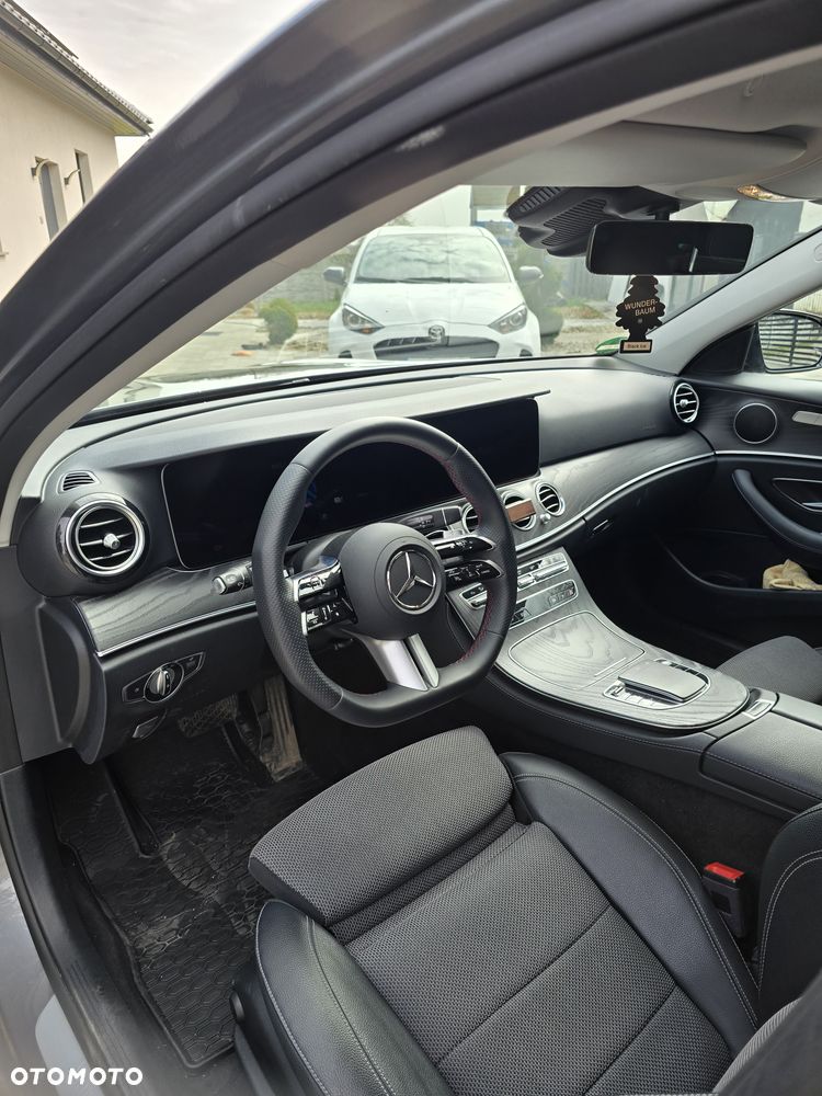 Mercedes-Benz Klasa E 300 de AMG/Avantgarde - 11