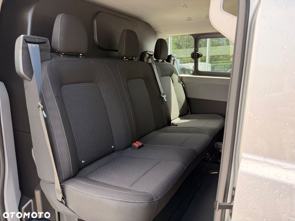 Ford Transit Custom - 11
