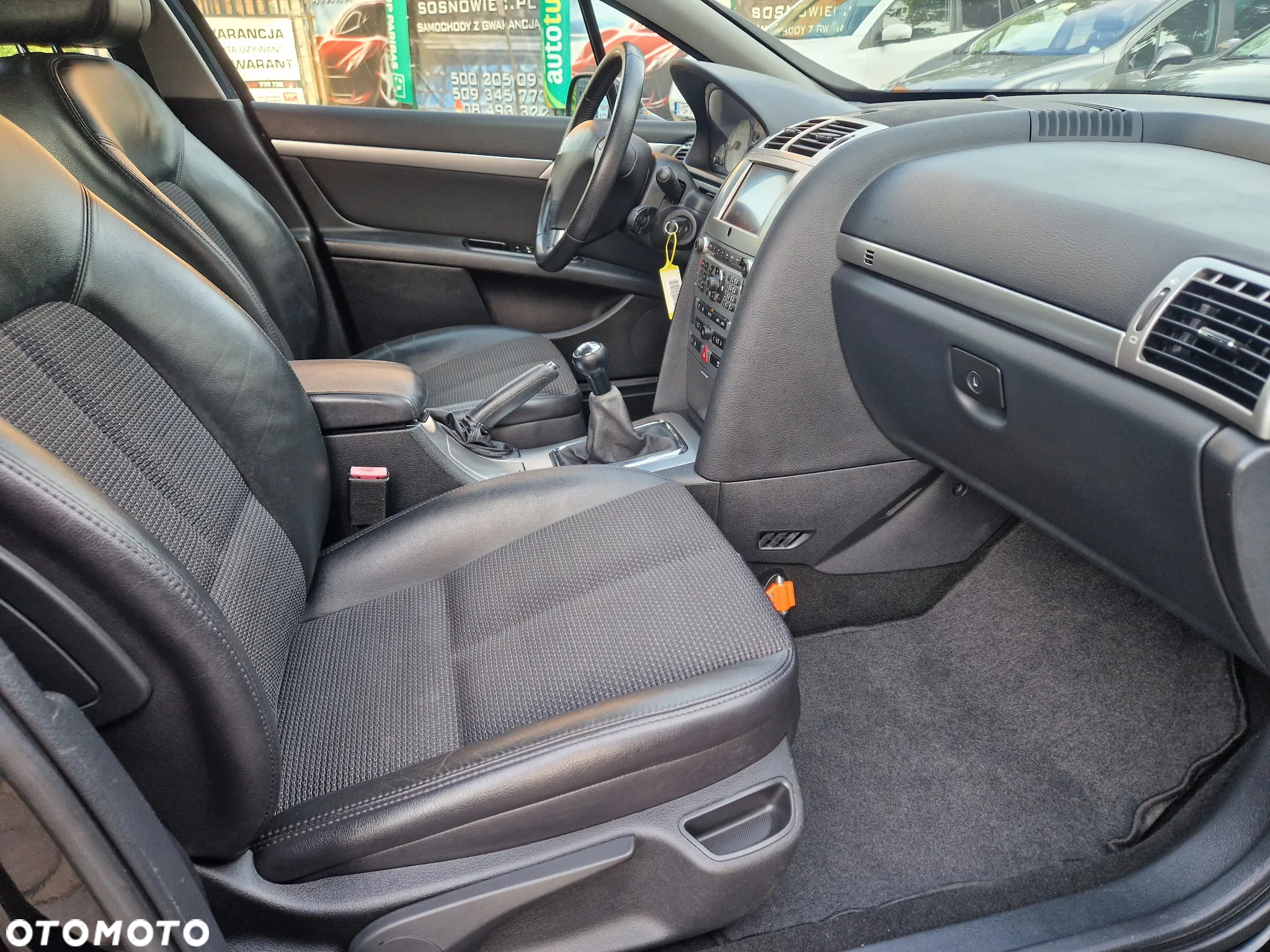 Peugeot 407 2.0 Premium Navtech - 33