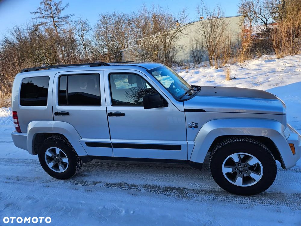 Jeep Liberty 3.7 4x4 - 21