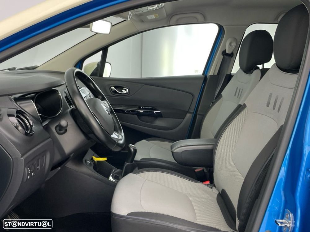 Renault Captur 0.9 TCE Exclusive - 11