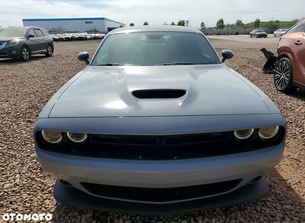 Dodge Challenger Automatik R/T Plus - 2