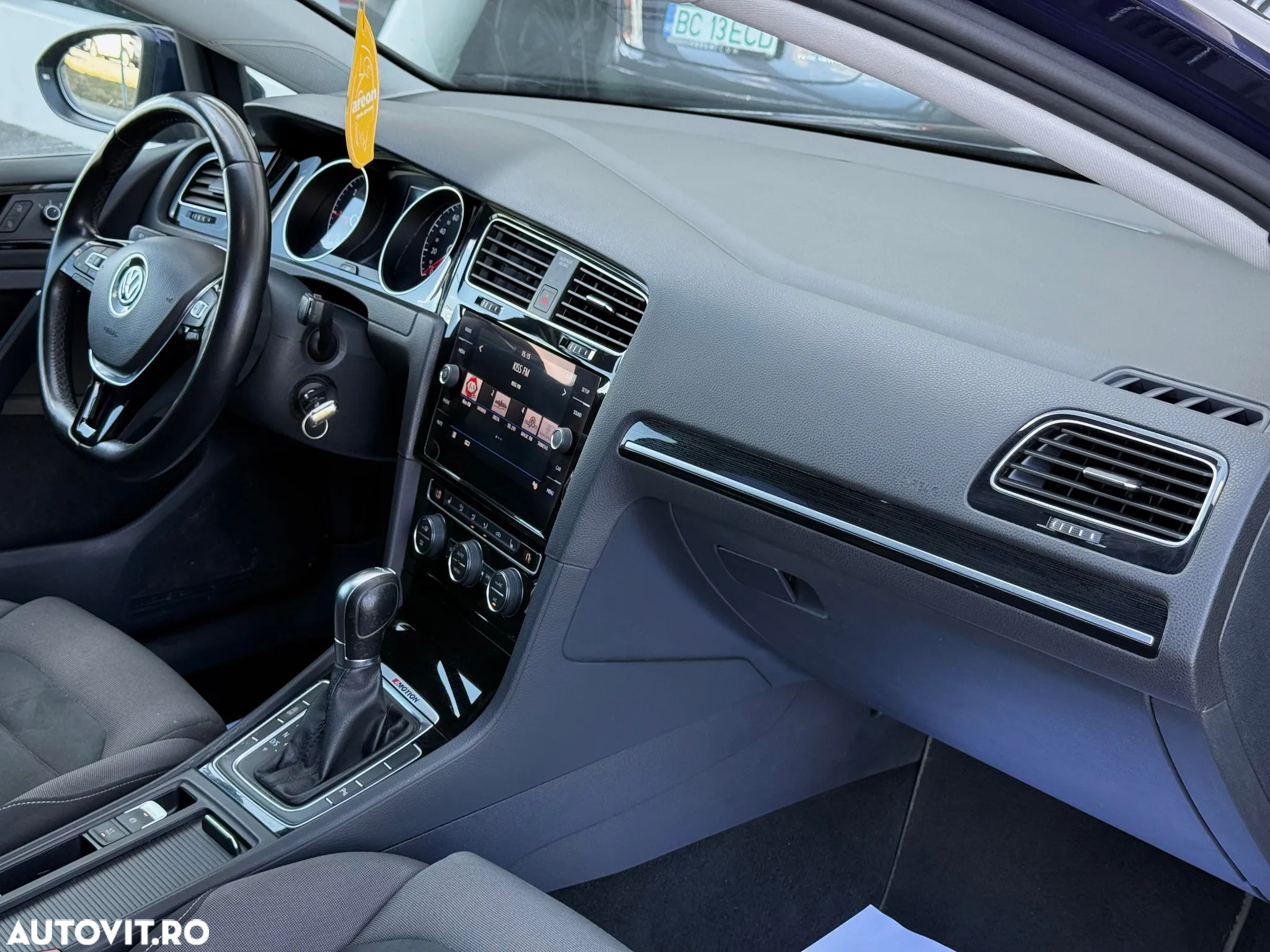 Volkswagen Golf 2.0 TDI DSG 4Motion Highline - 10