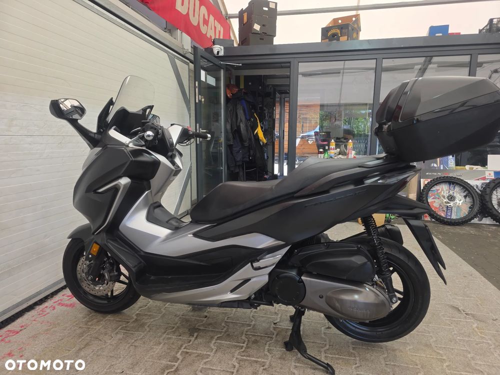 Honda NSS - 23