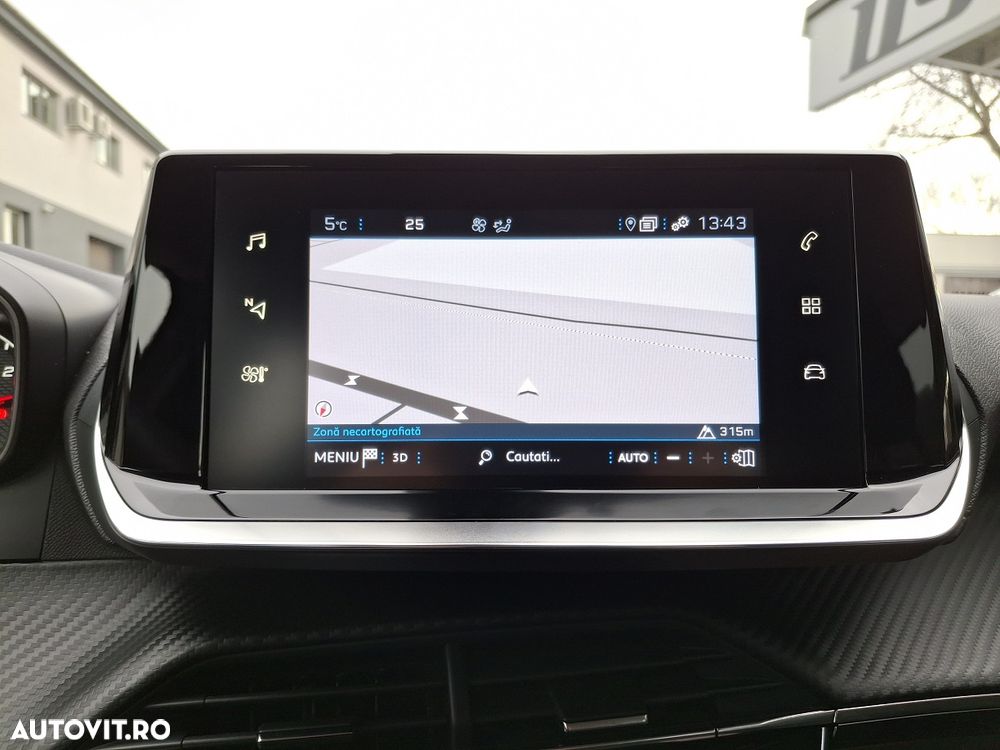 Peugeot 2008 PureTech 130 EAT8 Active Pack - 13