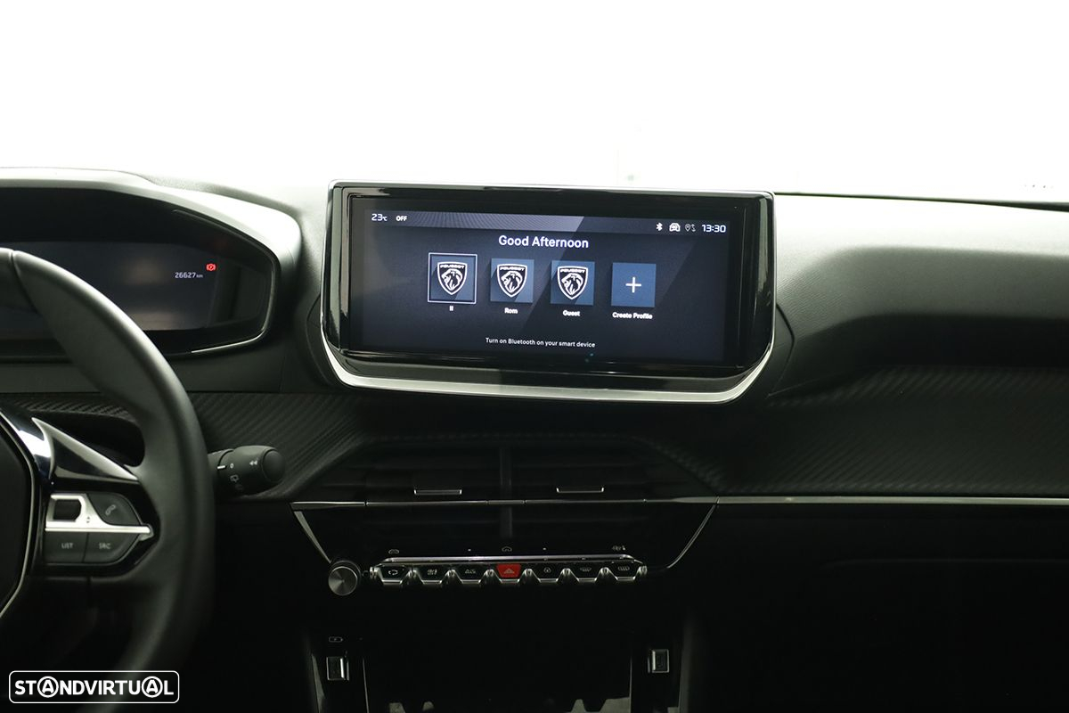 Peugeot 2008 1.2 PureTech Allure - 8