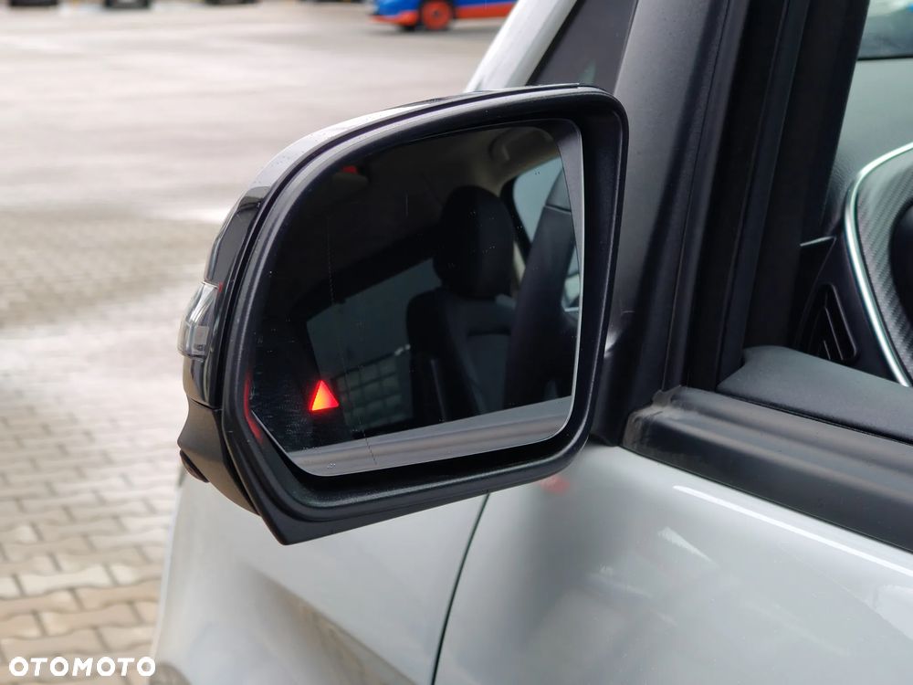 Mercedes-Benz Klasa V 300 d Exclusive 9G-Tronic (d³ugi) - 11