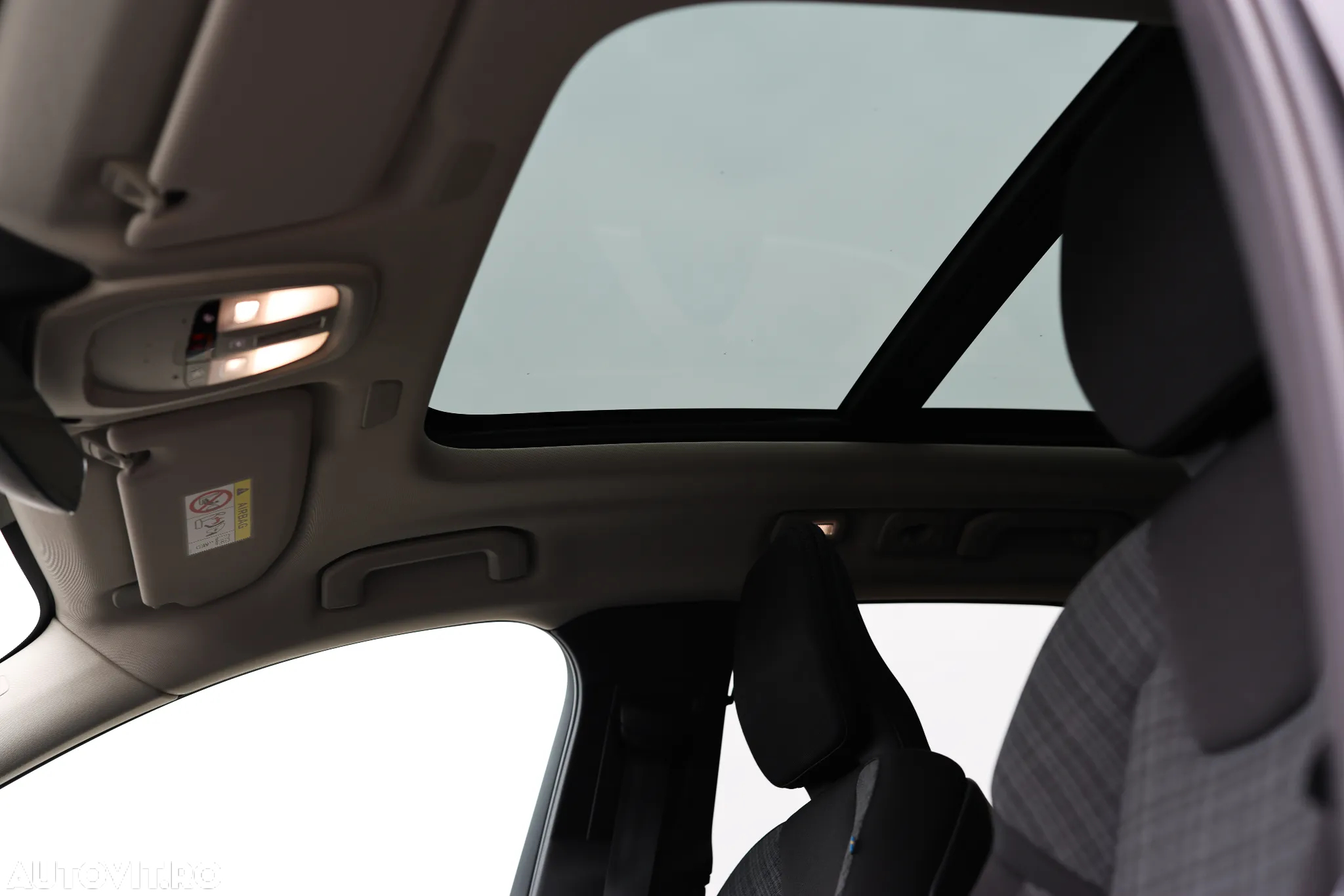 Volvo XC 60 Recharge T6 AWD AT Core - 12