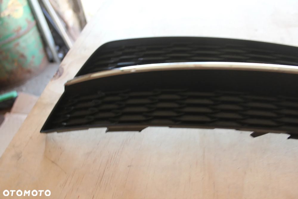 KRATKA ZDERZAKA PRAWA AUDI A7 C7 LIFT S LINE 4G8807682K 2015 - 4