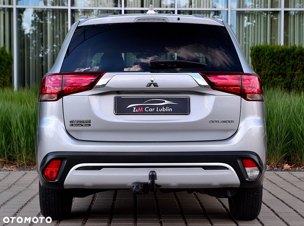 Mitsubishi Outlander 2.0 2WD Diamant - 6