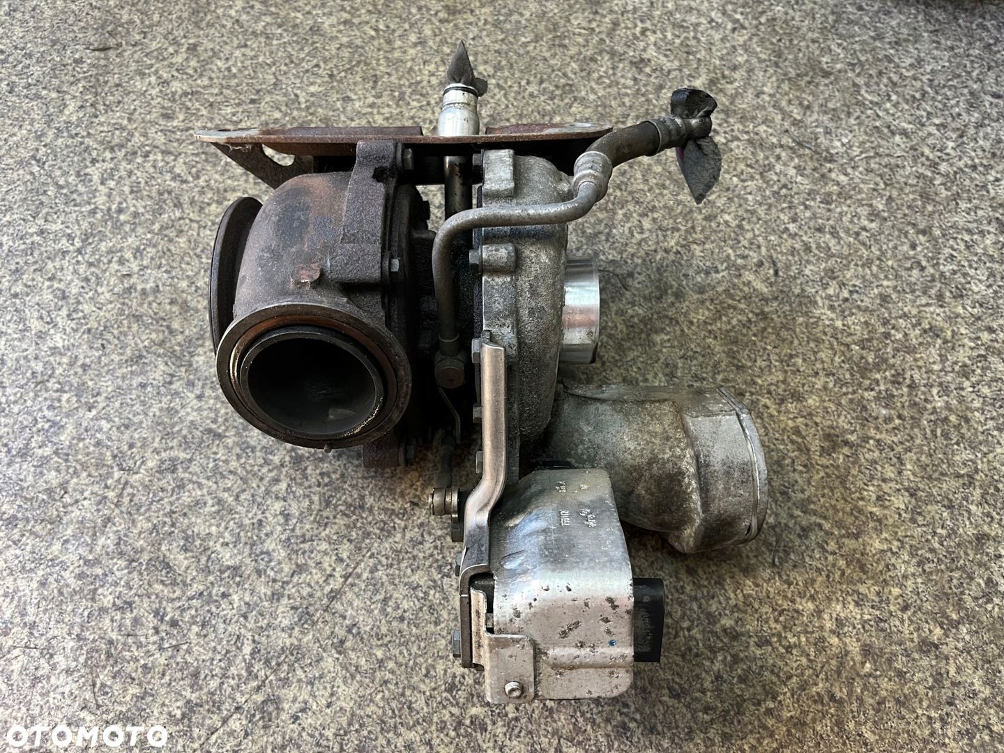 Turbina turbo nastawnik turbosprezarka GARRETT BMW X3 E83 3.0 D M57N2 KPL - 1