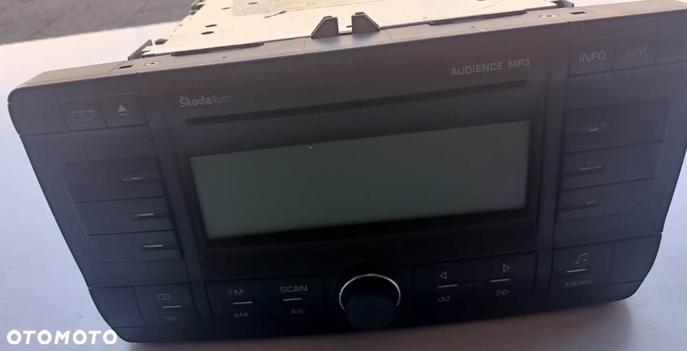 RADIO ORYGINALNE MP3 - SKODA OCTAVIA II / 2007 ROK -1Z0035156D - 1