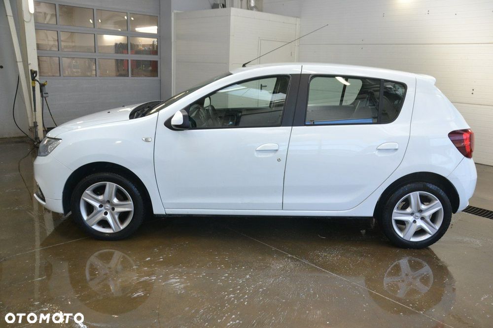 Dacia Sandero - 8