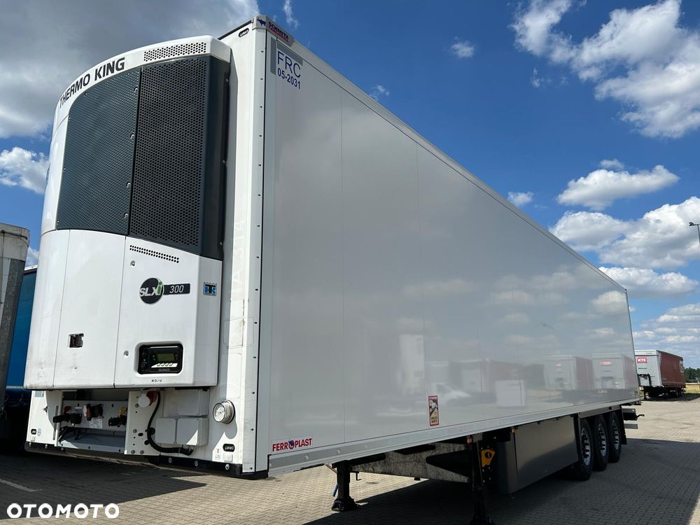 Schmitz Cargobull ThermoKing SLXi300; DOST; Uchwyty promowe, Paleciara