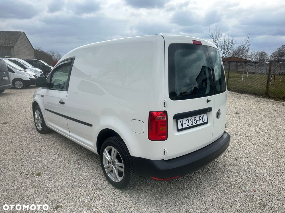 Volkswagen Caddy - 3