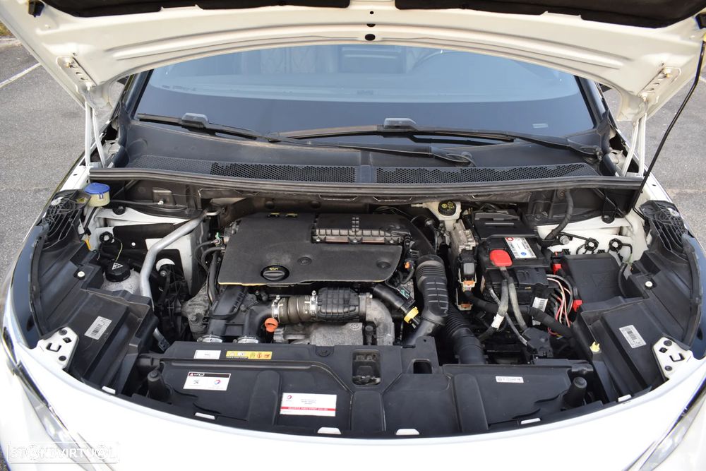 Peugeot 3008 1.6 BlueHDi GT Line - 34