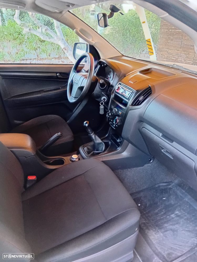 Isuzu D-Max 1.9 DDI 4WD - 13