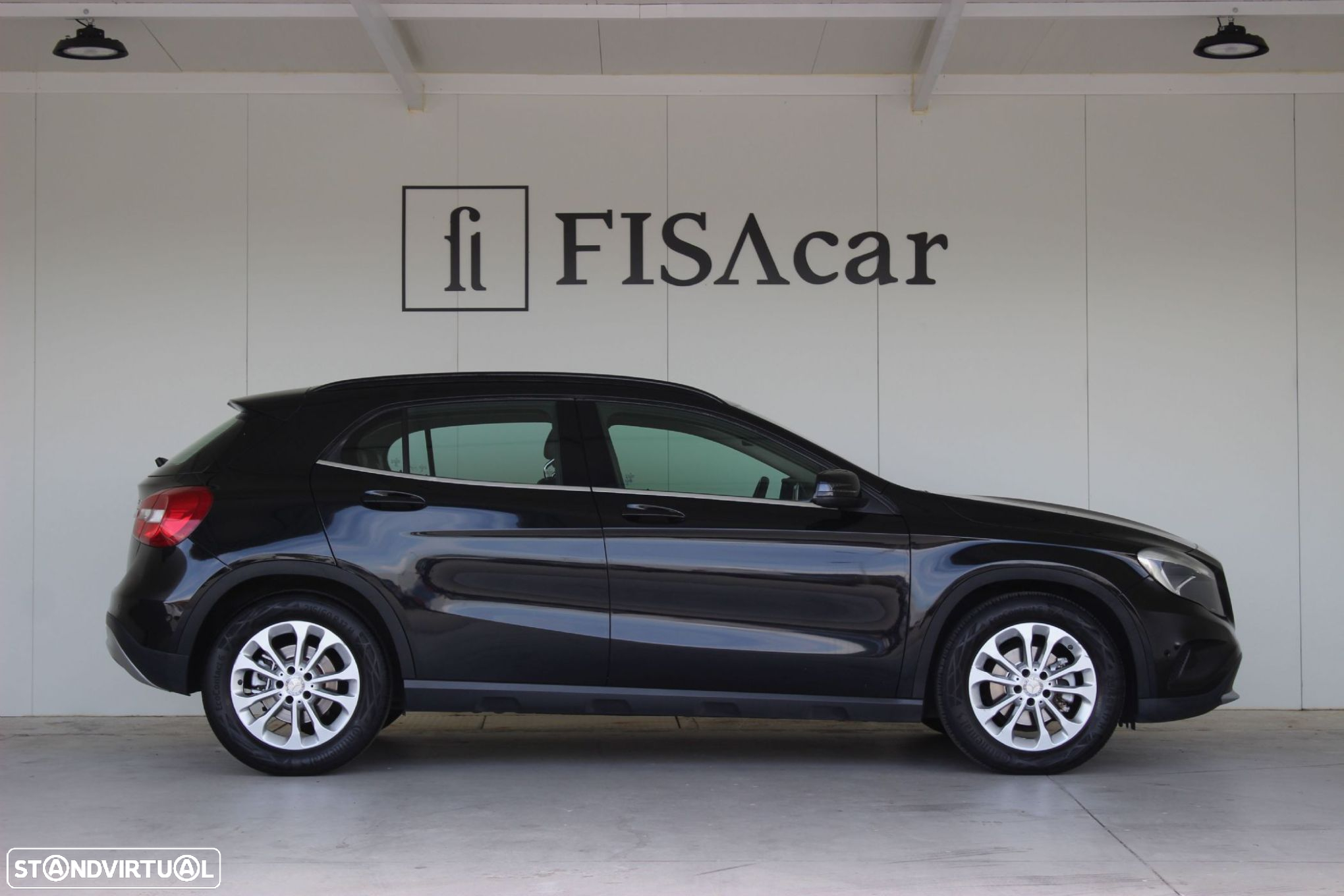 Mercedes-Benz GLA 180 CDi - 2