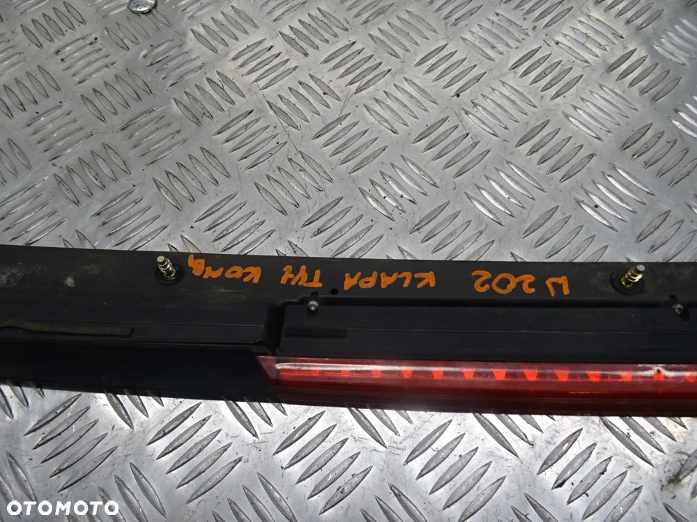 MERCEDES W202 LIFT 96-01 TRZECIE ŚWIATŁO STOP STOPU - 2