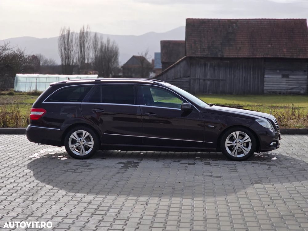 Mercedes-Benz E 220 CDI DPF BlueEFFICIENCY Automatik Avantgarde - 4