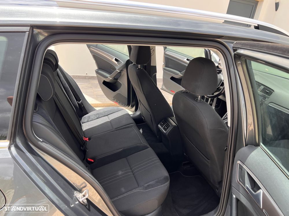 VW Golf 2.0 TDi GTD DSG - 13