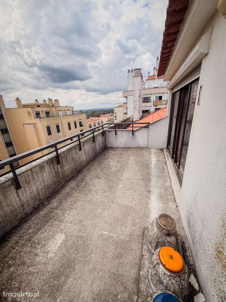 Penthouse Duplex Exclusiva com Terraço e Vista Panorâmica sobre Santar - Grande imagem: 2/38