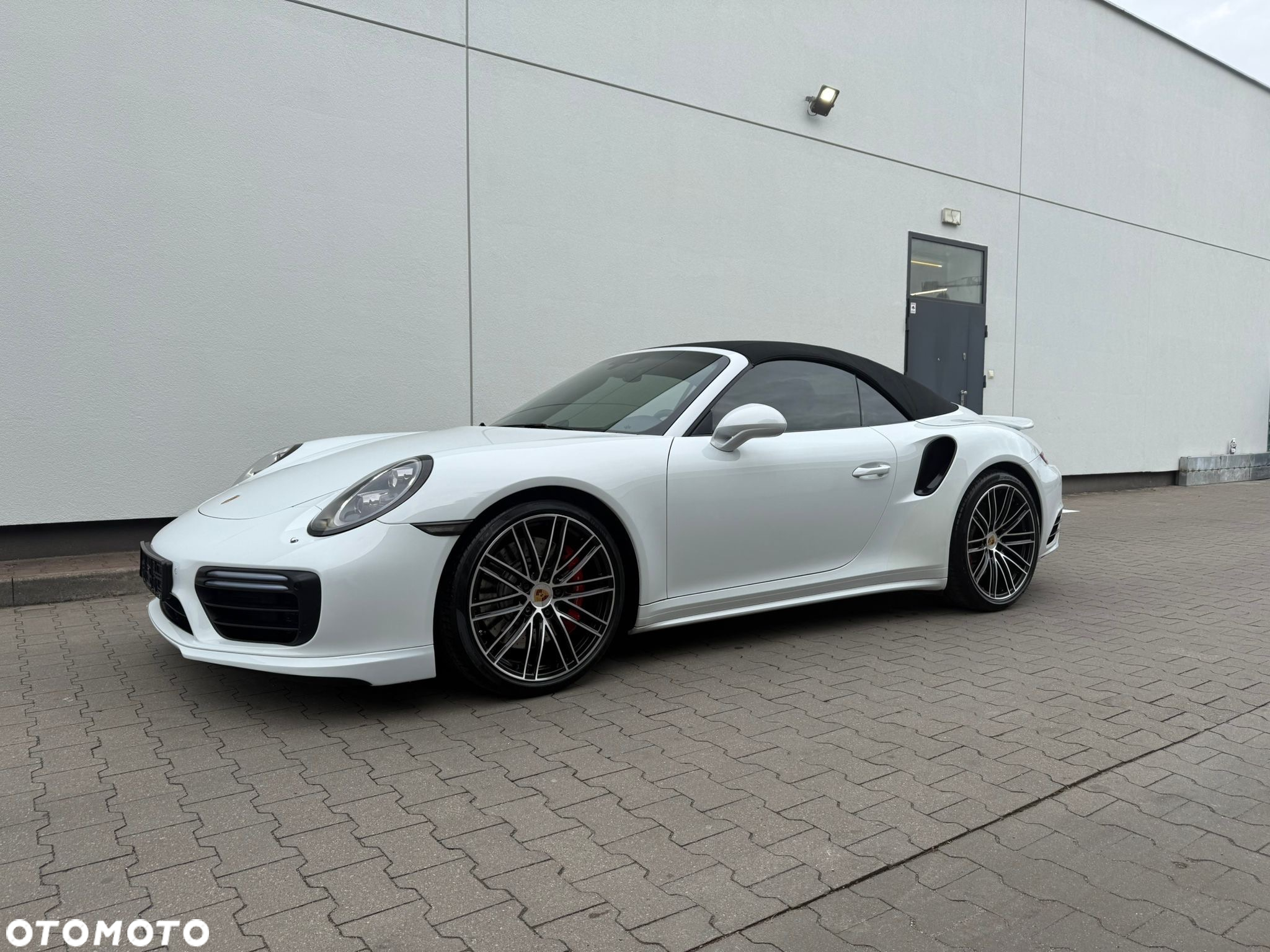 Porsche 911 - 32