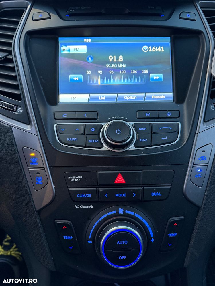 Hyundai Santa Fe Grand 2.2 CRDI 4WD Automatik Style - 13