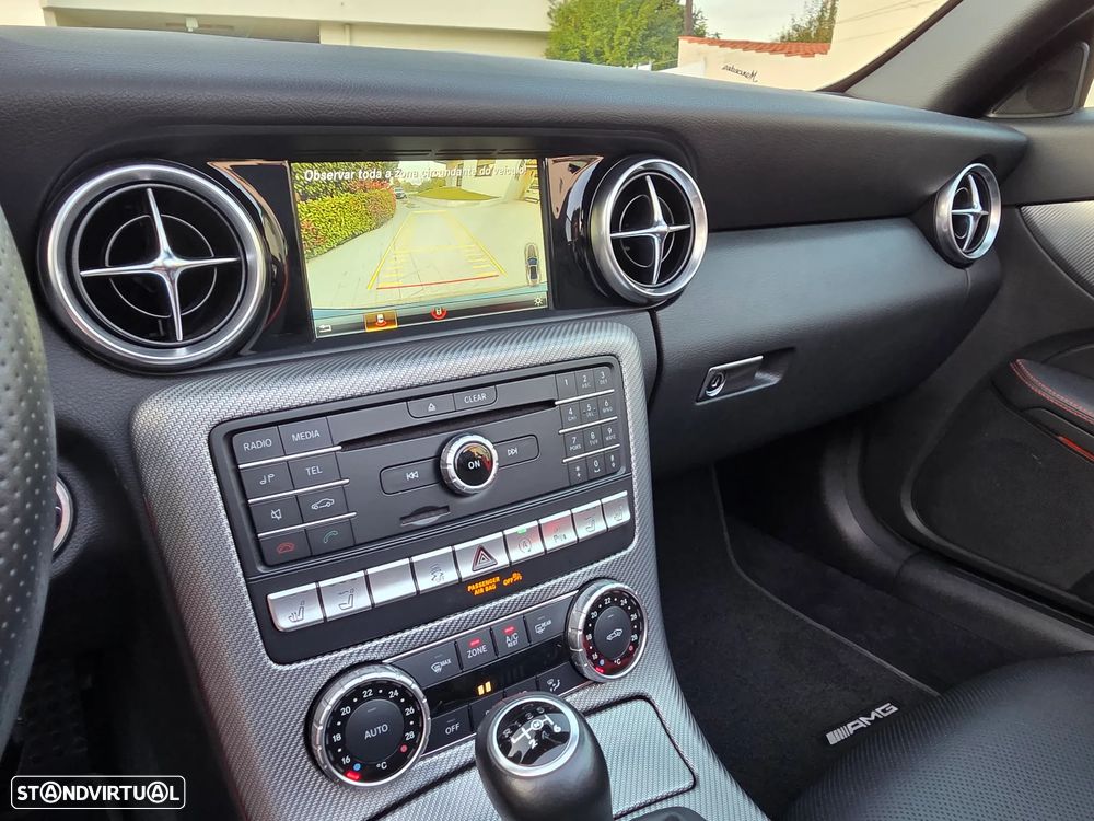 Mercedes-Benz SLC 200 - 30