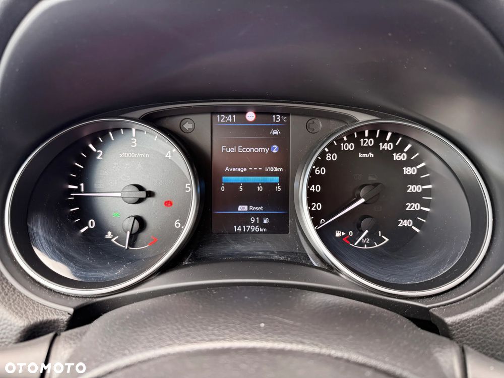 Nissan Qashqai 1.7 dCi 4x4 N-Connecta - 34