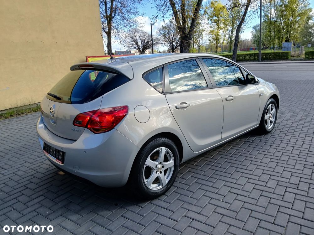 Opel Astra 1.4 ecoFLEX - 5