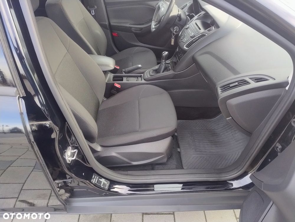 Ford Focus 1.6 Gold X - 19